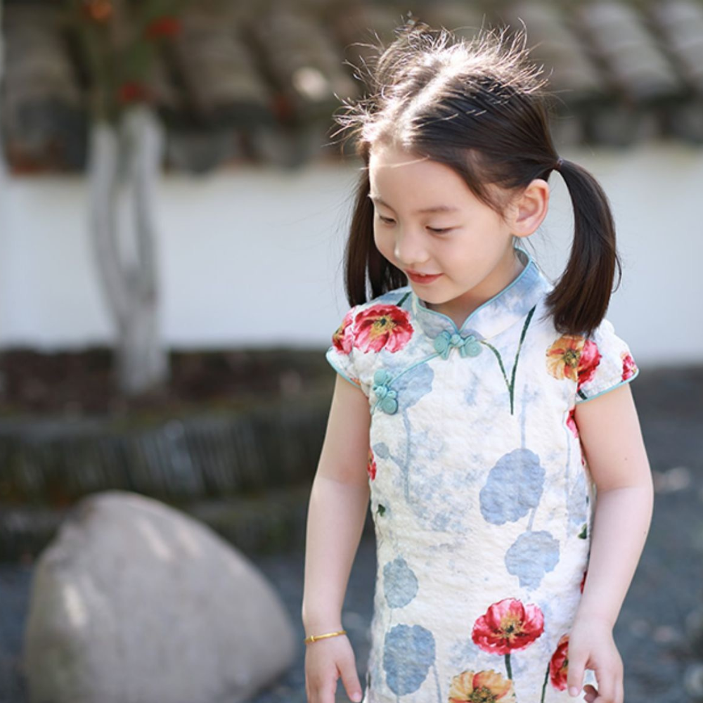 中国风水墨花案唐装旗袍 Zhi's Traditional Painted Floral Tang QiPao